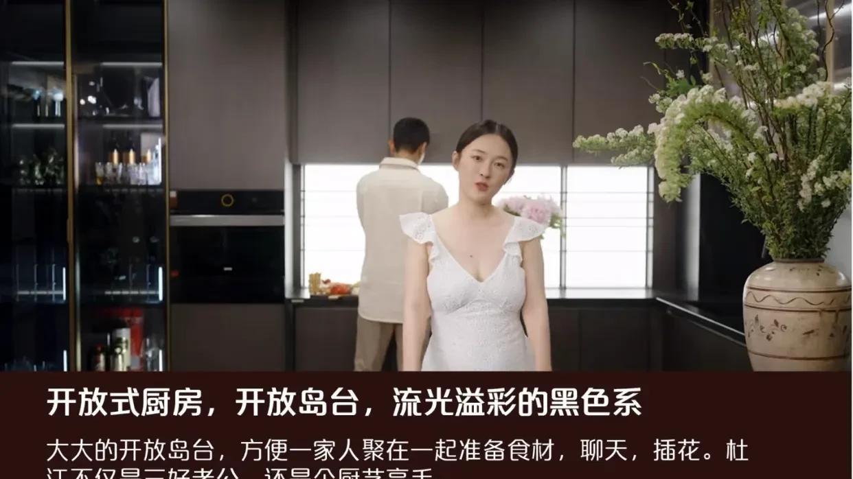 霍思燕自己完全放飞自我了 也不做身材管理 但她确实是内娱的清流