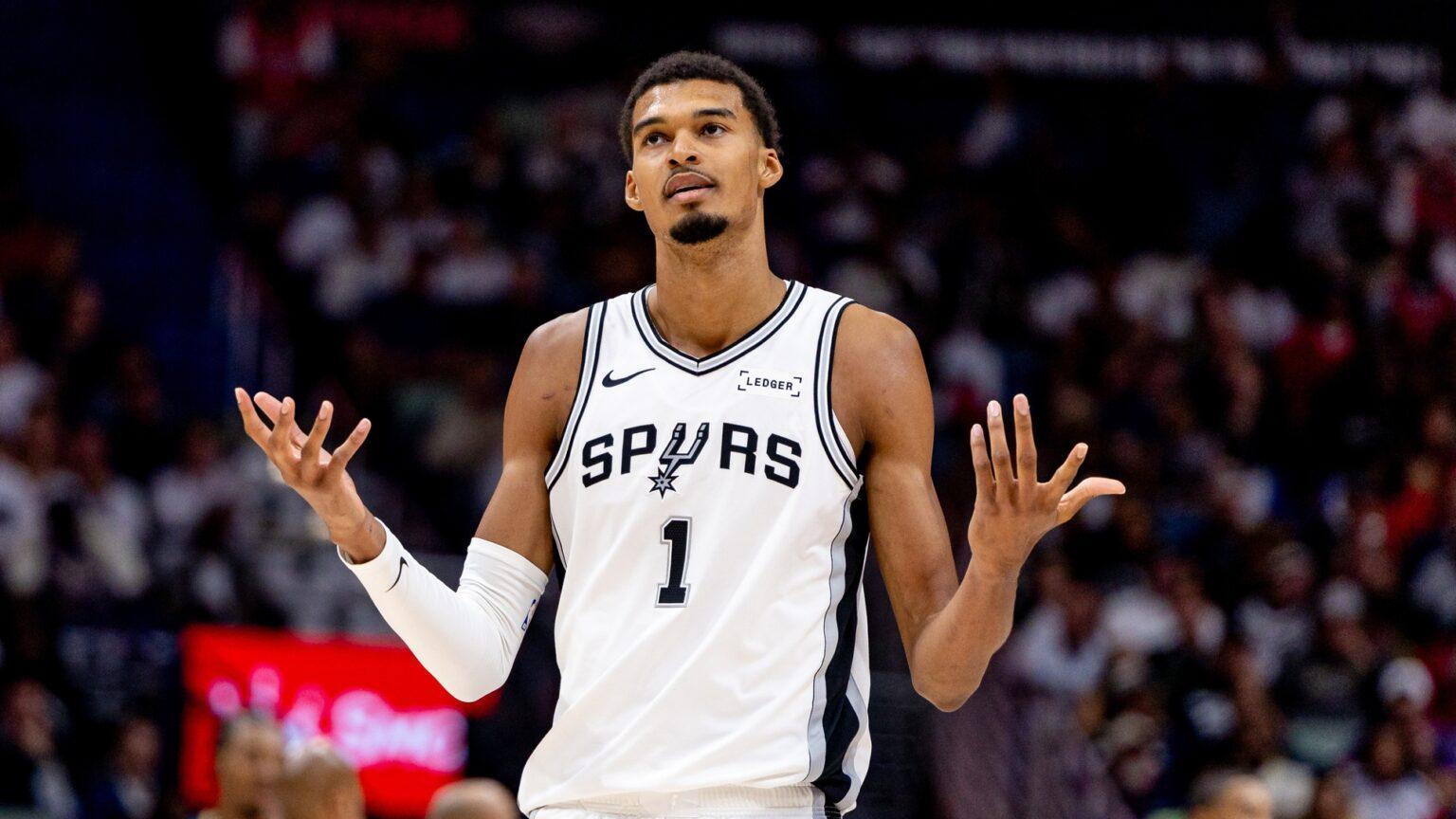 曝马刺希望文班亚马战湖人复出！想夺冠但不愿冒险 本赛季没他8胜3负