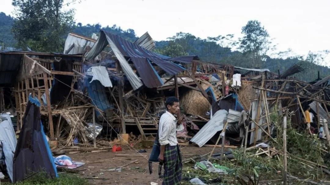 丛林里的缅甸：军政府不想让你看到的战争现场