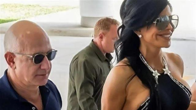​爱到最后结果都一样，世界首富贝佐斯和女友桑切斯也不能免俗