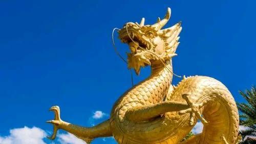 生肖龙近期或许会遇到一些“事”只要勇敢面对，一切都会变得明朗