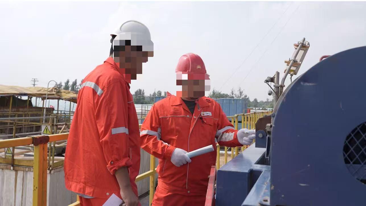 渤海钻探钻井队升级循环罐连接管