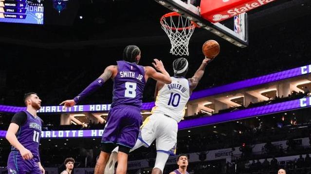 巴特勒复出，勇士冲上西部第6！库里轰21+10，布里奇斯空砍35分