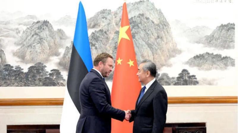 中国是否应该为了保持与爱沙尼亚的良好关系而停止支持俄罗斯？