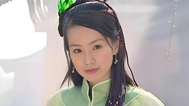 ​早期的新加坡有公认的四大美女。  她们给我们留下了许多经典角色