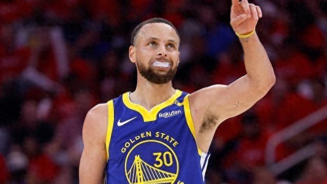 “勇士的体能拼图”与快艇的挣扎：这场比赛真悬了！