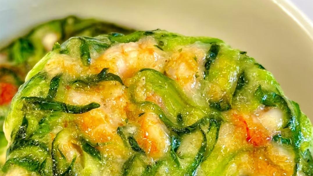 《清爽暴击！黄瓜虾滑饼｜低卡高蛋白的夏日神仙吃法》