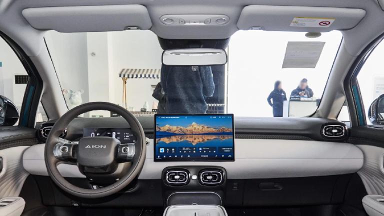 小型车，轴距超过速腾，卖6.98万起，什么概念？