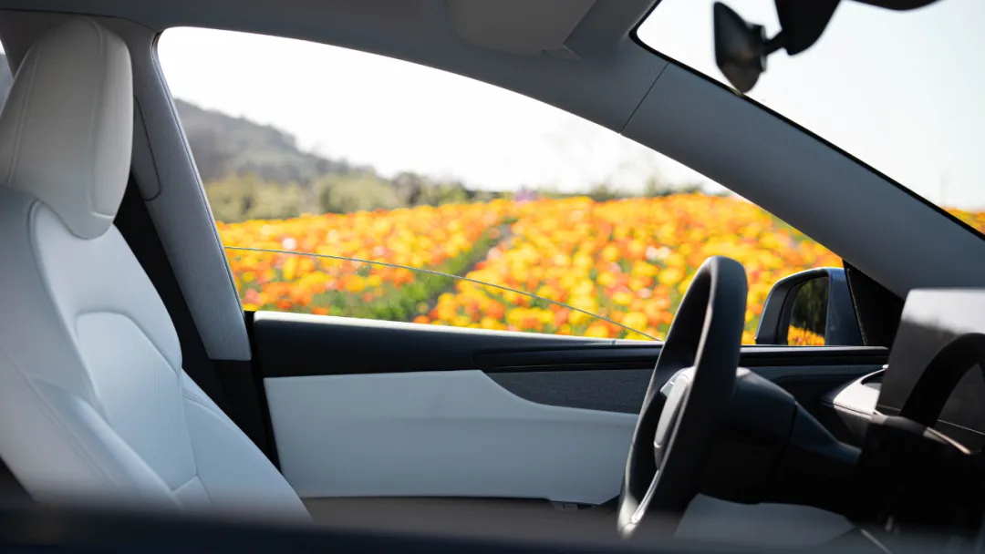 从23亿索赔到63万公里零故障：电池供应链的冰火两重天