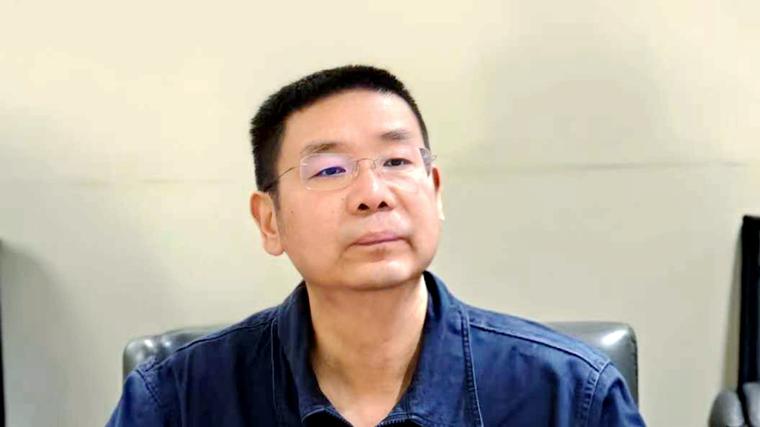 成都市经信局调研中汽成配 共话数字化转型与高质量发展