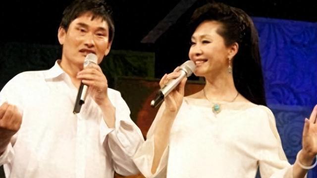 于文华不再隐瞒！终于公开与朱之文真正关系，原来我们都被骗了