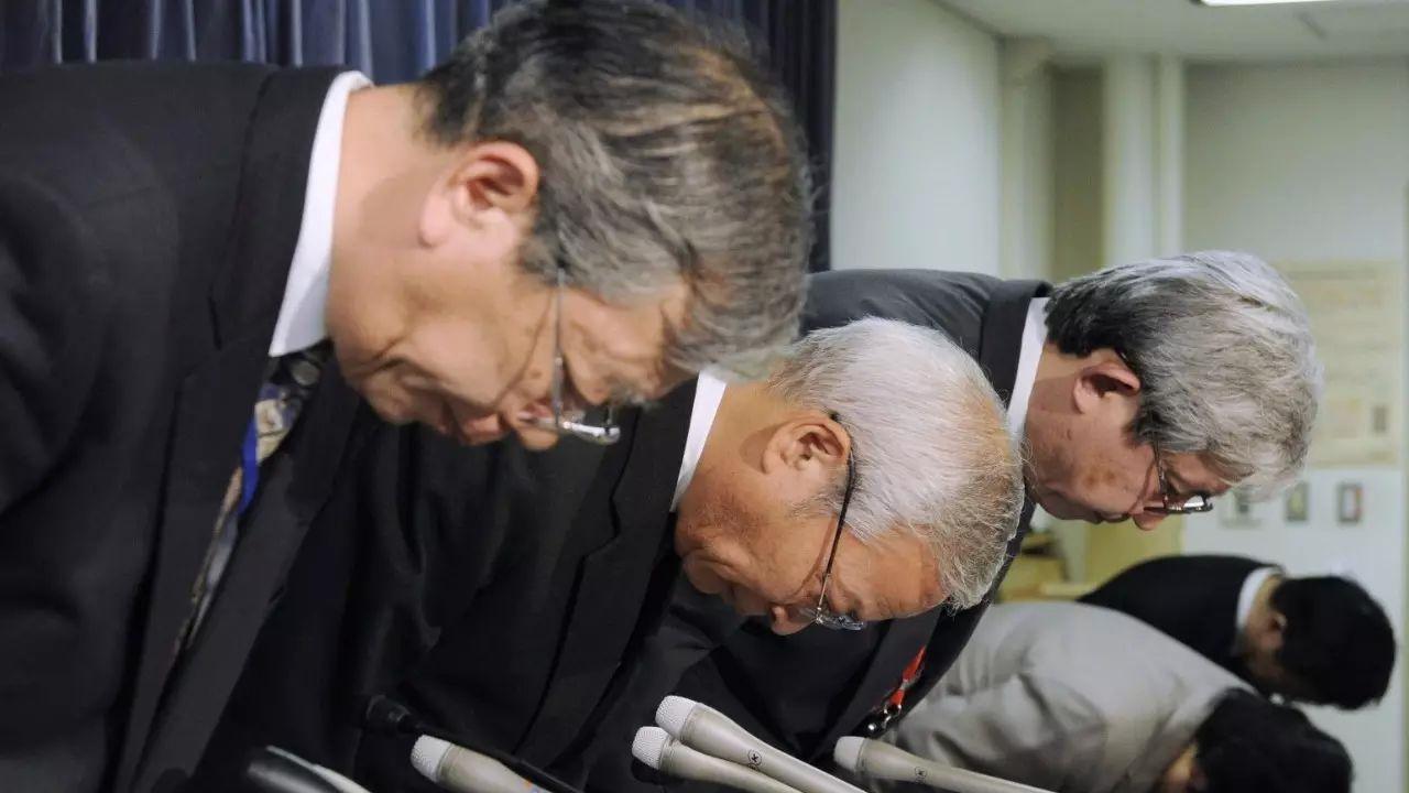 风向变了！中日摩擦升级，为何日本焦虑抵制，中国却淡定从容？