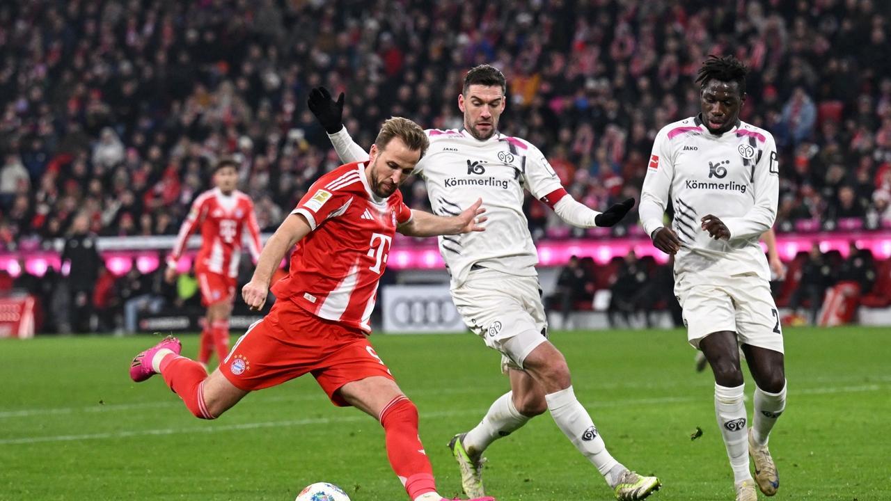 2-2大冷, 33岁韩国球星闪耀欧洲: 惊艳破门, 率副班长阻击拜仁, 终结2连败