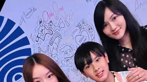星二代靠爹还是靠实力？吴尊女儿拿双奖打脸质疑，学霸体质引热议
