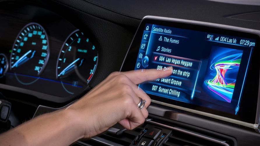 宝马将取消手势控制功能！