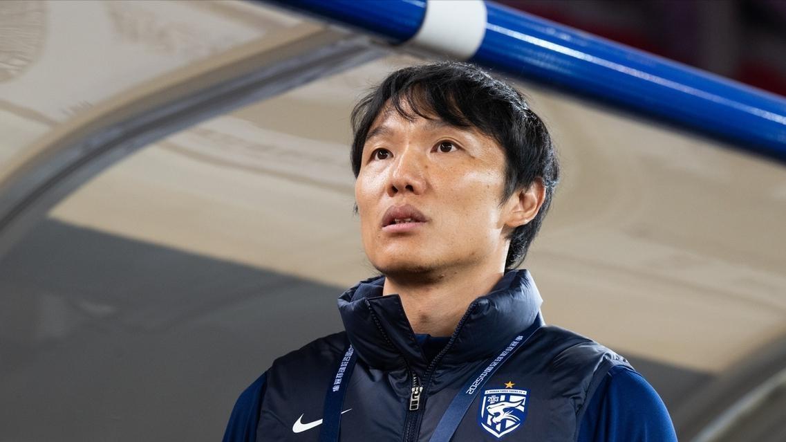 36岁邓卓翔：率队连追3球，4-4绝平北京国安，上任2战不败