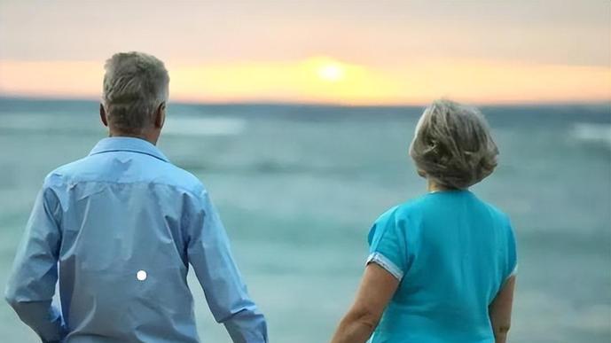 为什么人到中年，对父母的好，要有分寸，看完你就明白了