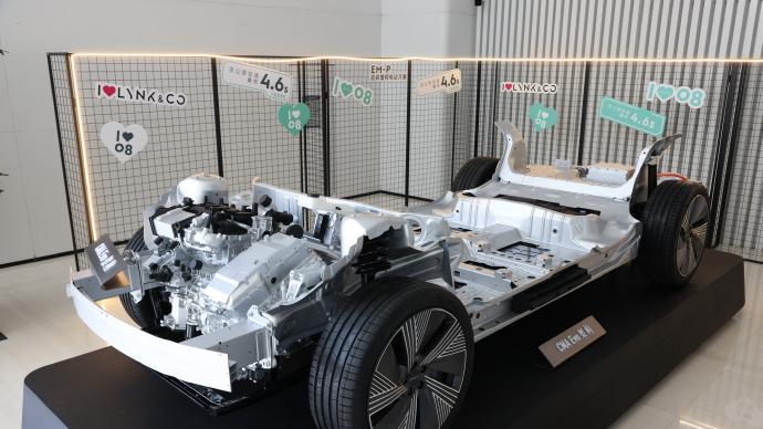 领克纵横车队耐力赛亮眼，领克 03 家族 12 月福利错过得再等一年