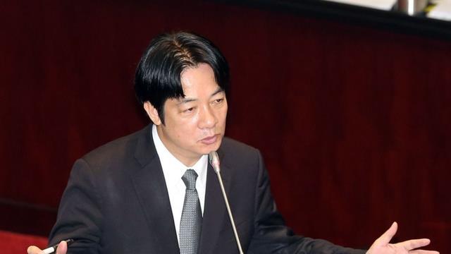 赖清德执政台岛将满一年，政绩单可谓三光，大陆对其改变态度