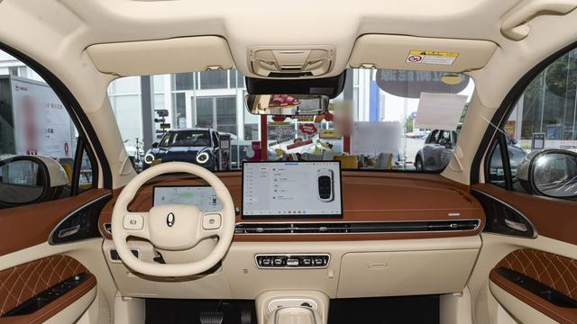 曾经月销量过万，现在月销一千，新车8.98 万起！这次能逆袭吗？