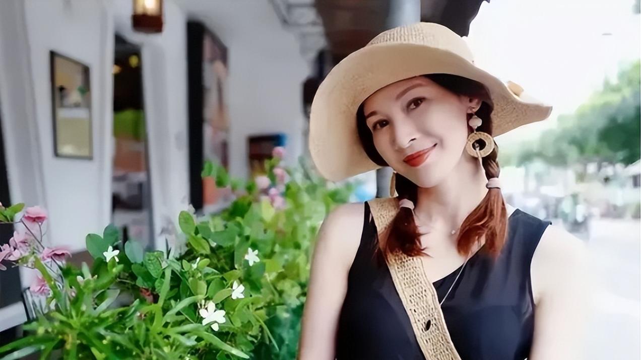 童蕾：不靠热搜靠实力，娱乐圈的清流女神有多绝？