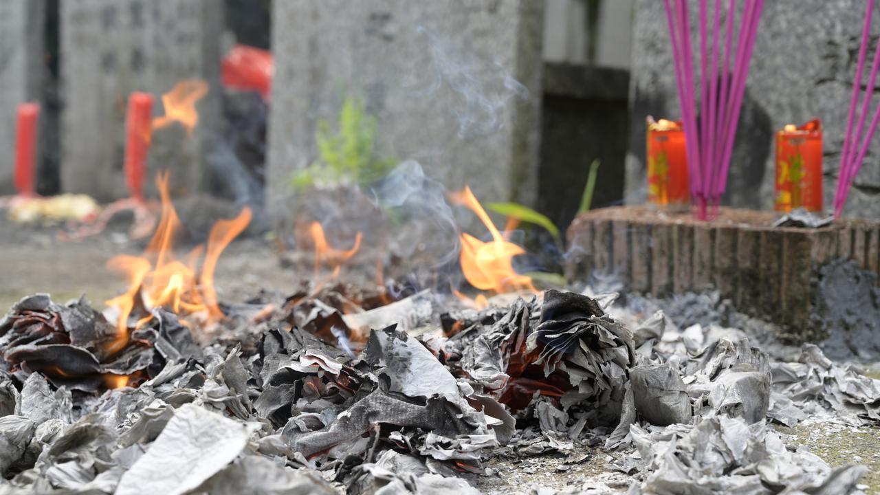 “清明烧前，寒衣烧后”，寒衣节祭祖什么时候最合适？