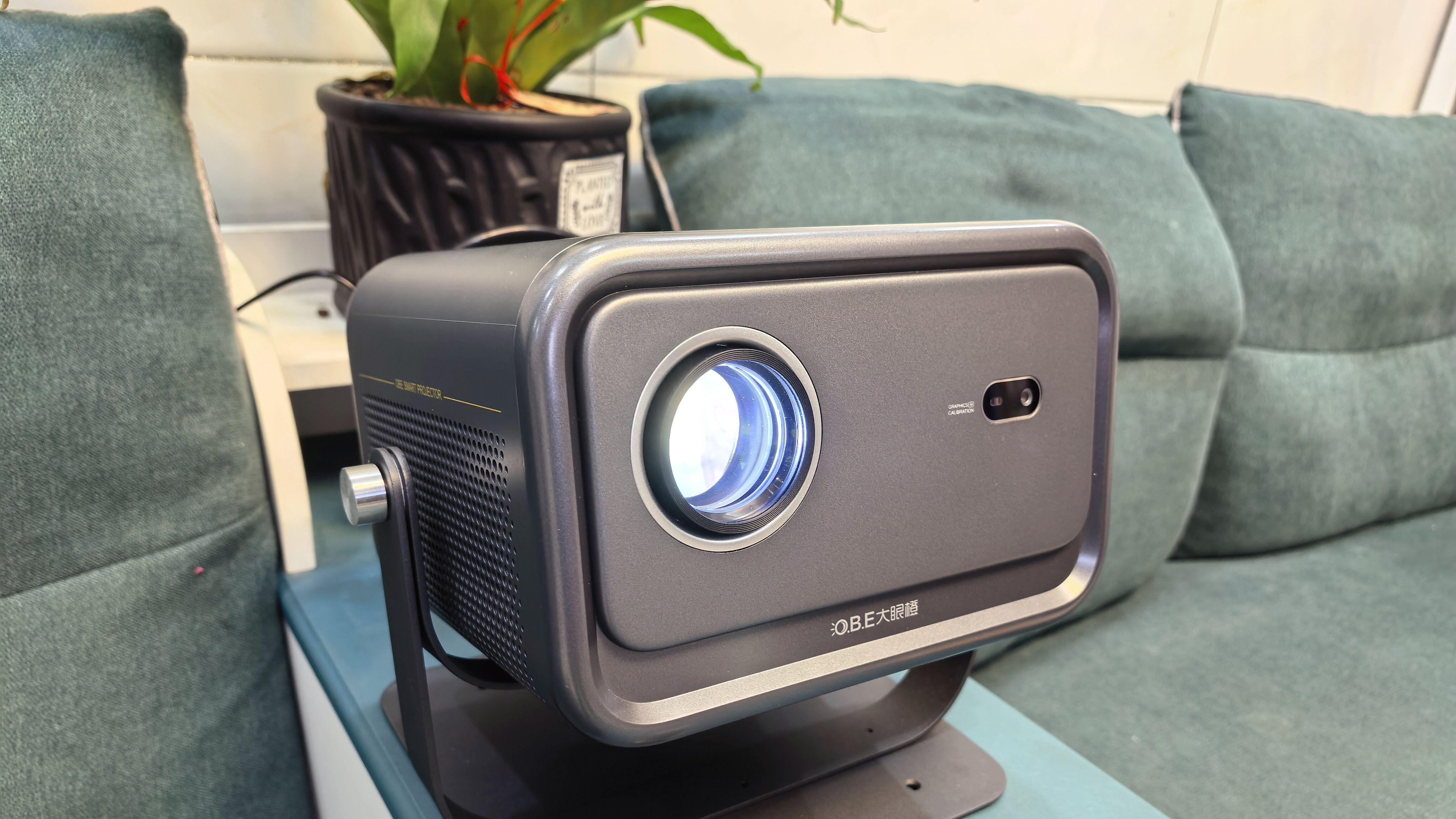 千元投影别乱买！选大眼橙C3 Ultra，高亮高刷才是电视最佳平替