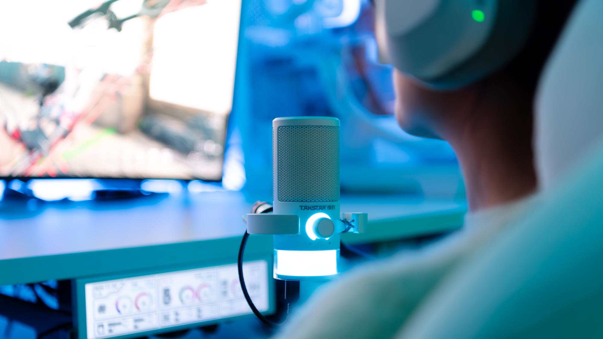 简洁连接，专业音质：GX3 USB电容麦克风，重新定义桌面音频新标准