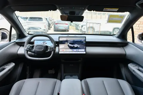 探秘领克Z20：都市纯电SUV的时尚与实力兼备