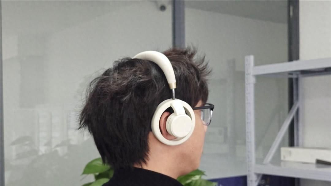 告别耳朵胀痛！南卡 Bolt 开放式头戴耳机使用体验