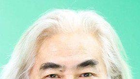 张纪中在杭州驾车发生了交通事故
