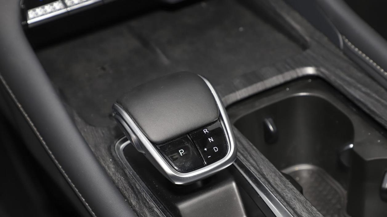 6月19号上市，换装2.0T发动机、外观升级，艾瑞泽8PRO到底强不强