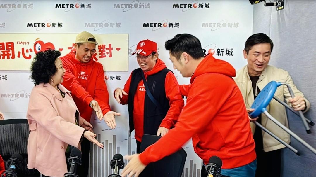 谭咏麟谈陈百祥另组足球队：我们还是朋友，希望他迷途知返！