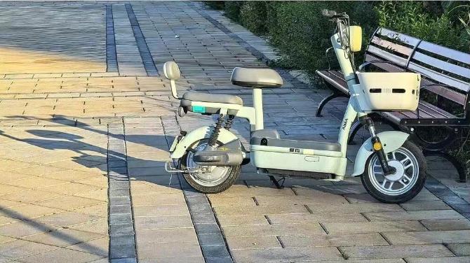 冬季给电瓶车充电，九成人都曾陷入这5个误区！难怪电池一年就出问题