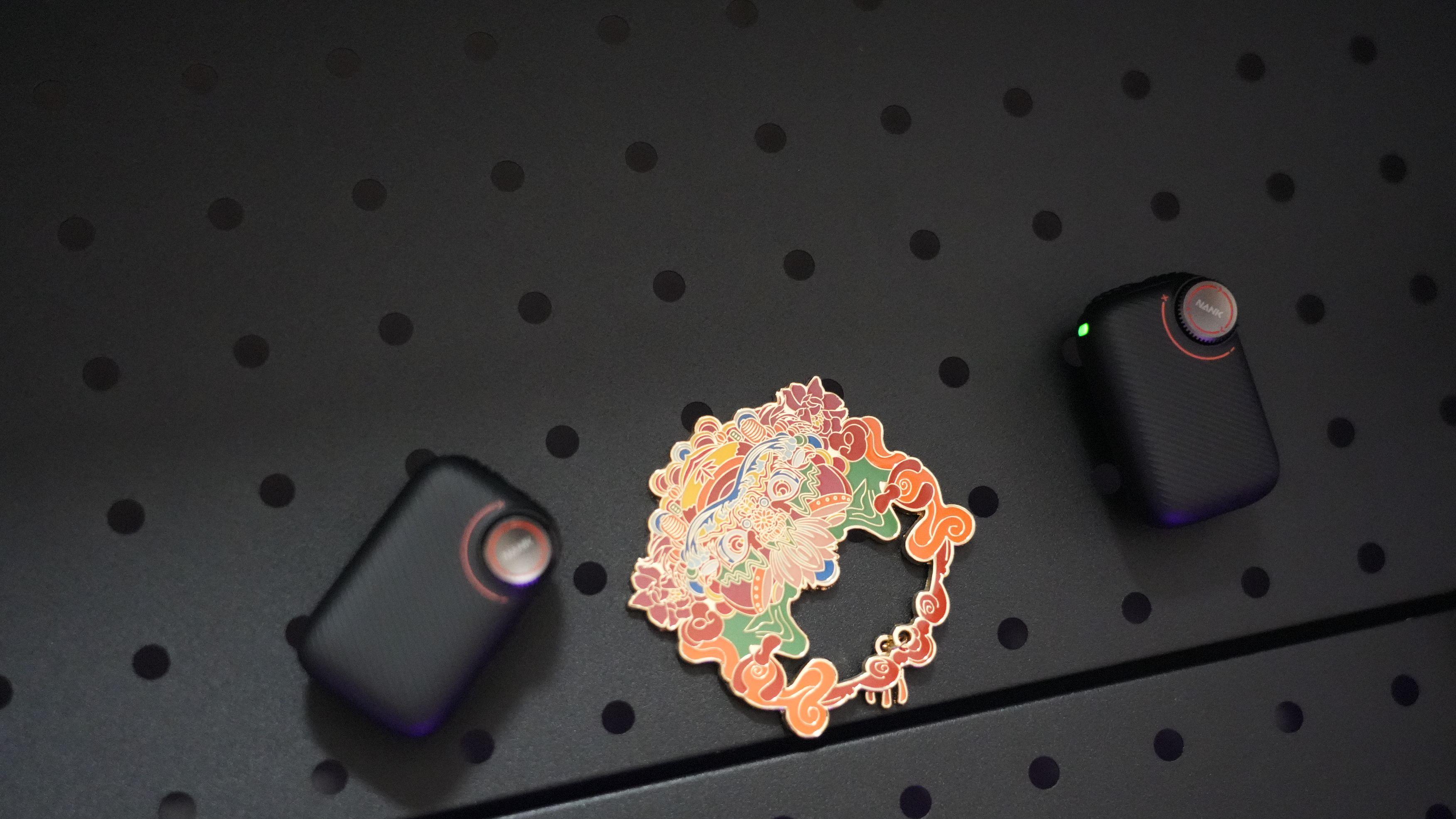 南卡 Qmic 领夹麦实测：风噪喷麦全搞定，新手拍短视频收音不焦虑