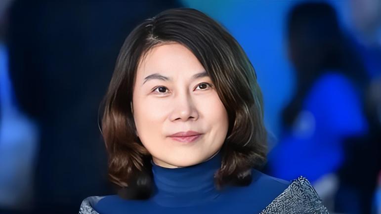 有点乱！“海归”董小姐出事，山西“海归”商会要求董大姐道歉…