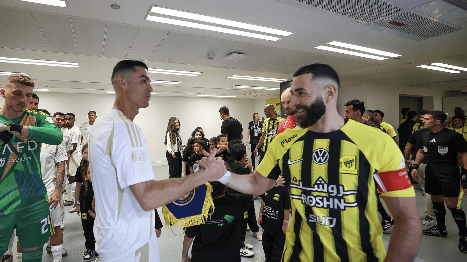 C罗亮相香港沙超杯！赢球=进决赛，前巴萨铁卫PK本泽马