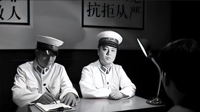 国民党特务被捕后，指认一名新四军女兵：她是国民党，还是我上司