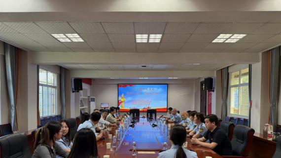 党建共建聚合力 瞻仰宣誓铸党魂
