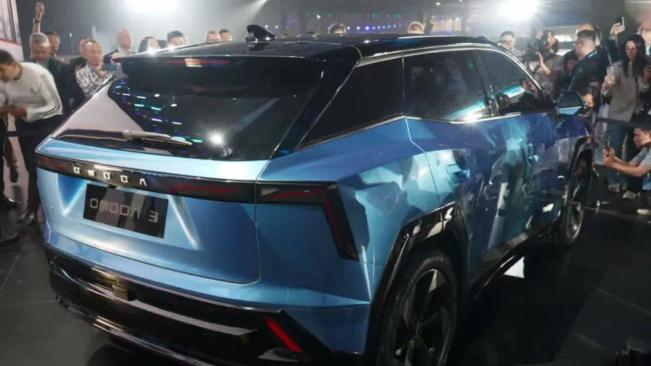 奇瑞发布全新SUV，8万级！全球新车，机甲造型，很有颜值