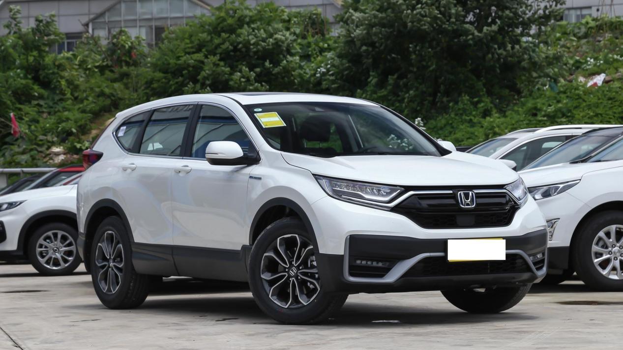 买省油的SUV，这3台划算靠谱，油耗低至4.2L，坐着舒适开着爽
