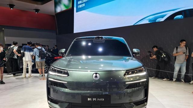 科技重构旗舰，腾势N9震撼上市