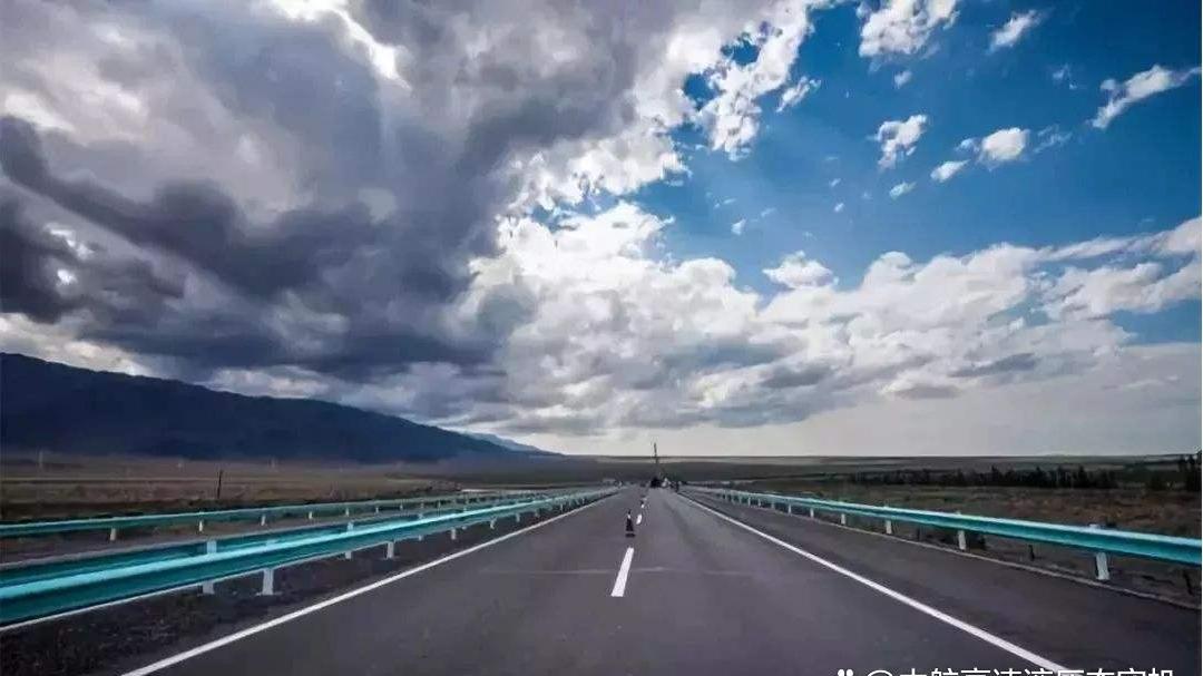 装载机带的冲击碾压机：路基压实的“低调实力派”