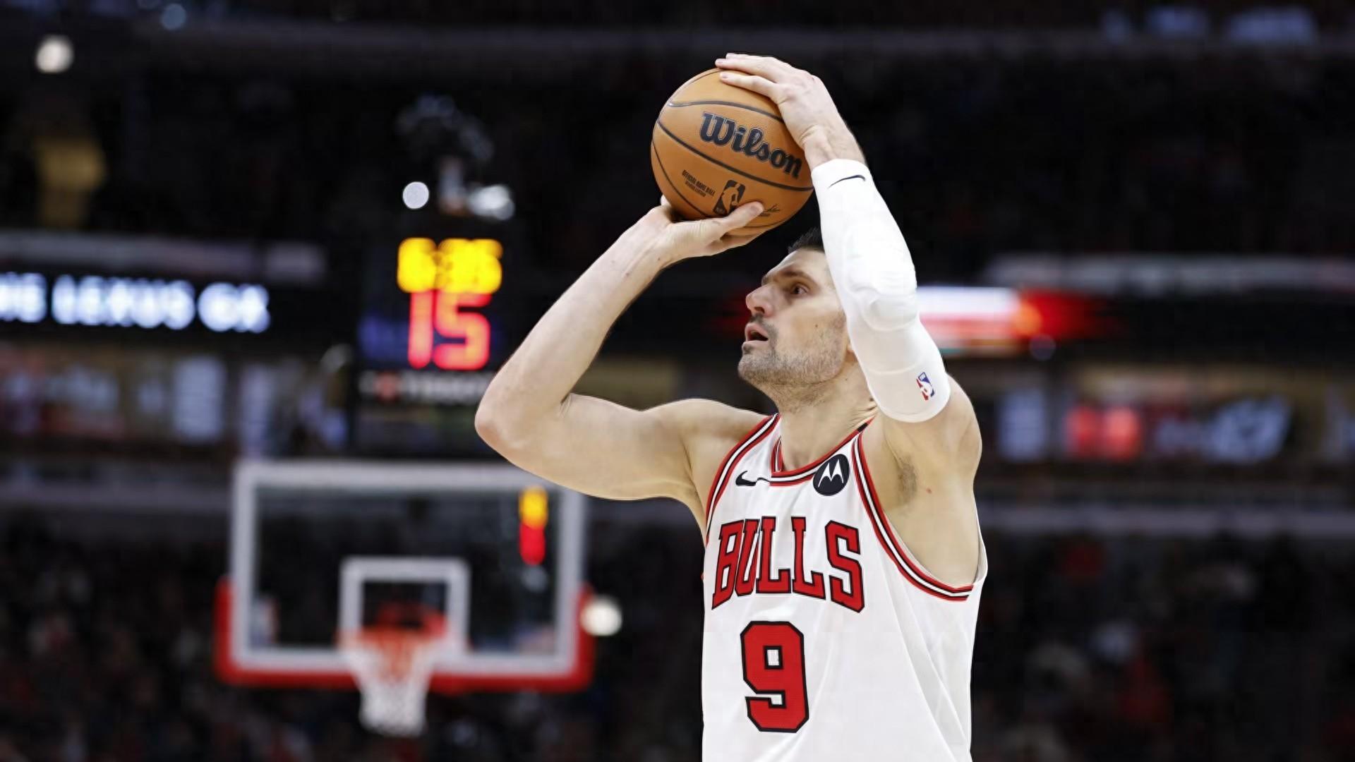 吉迪29+15+12助攻准绝杀，公牛逆转76人登顶东部