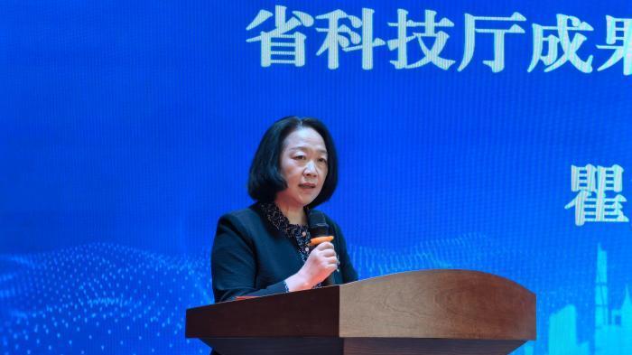 青海召开盐湖产业领域科技成果推介会