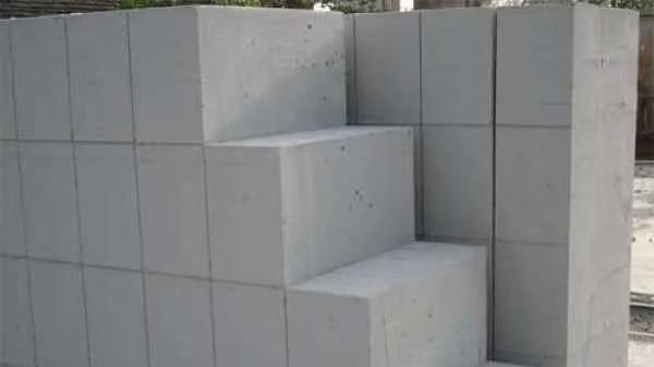 建筑工程知识：墙体粉刷层“鼓包”，原来是它在“作祟”！