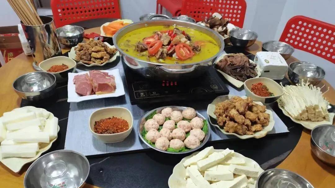 川滇明珠会东 “热” 度十足？15 万消费券助力第十届 “双黑” 美食艺术季？