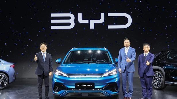 插电混动与增程式电动车，技术对比与市场表现，谁更受中国消费者青睐？