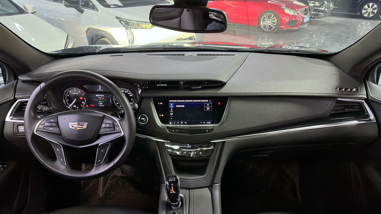 一手凯迪拉克XT5，3.94万公里，豪华大气，17.38万开回家！