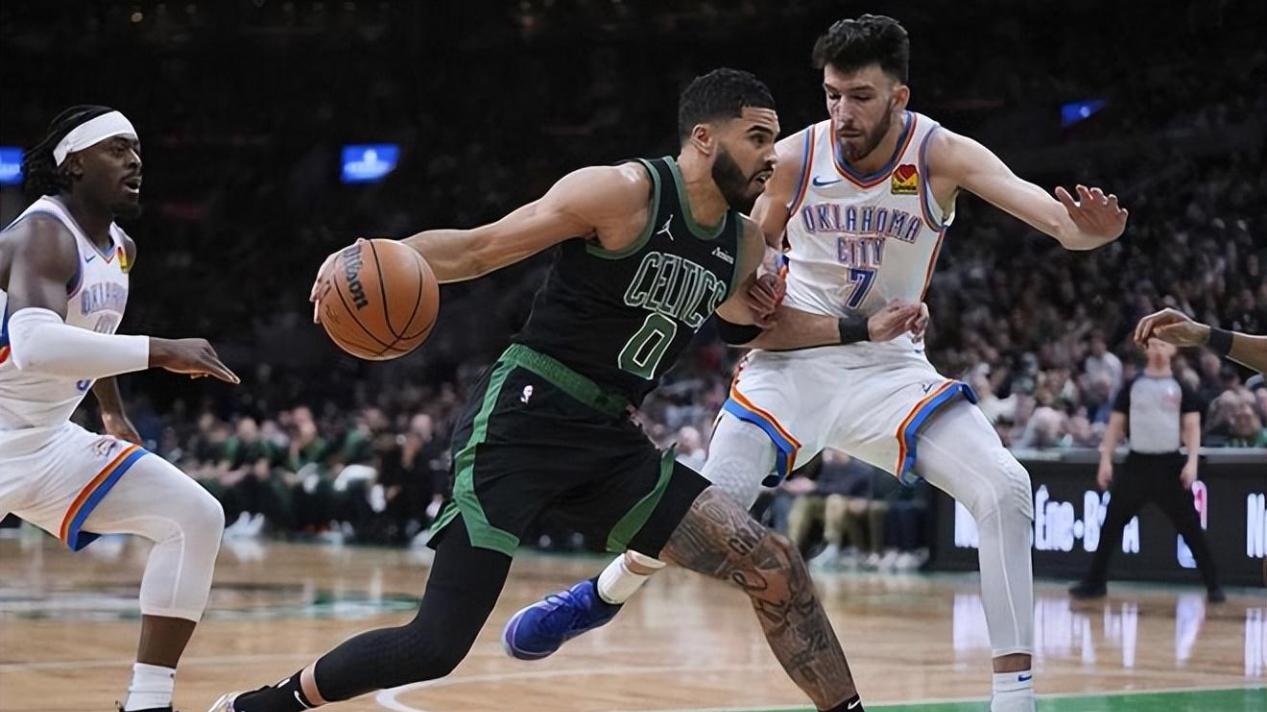 雷霆横扫绿军锁定季后赛：亚历山大34分俄城破1万分 塔图姆33+8+8